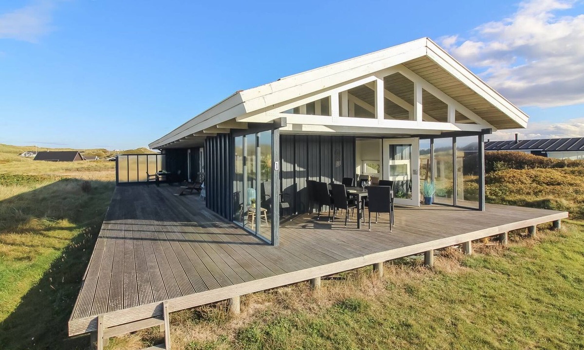 Hvorup Klit House | "Kanutte" - 250m from the sea by Interhome