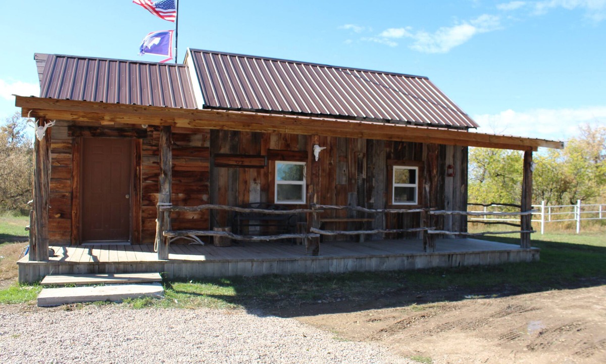 Moorcroft Cabin | Kara Creek Ranch - Rustic 2 Bedroom Cabin #5