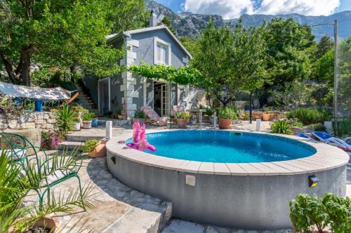 Baska Voda Ski Chalet | Karla planinska kuća