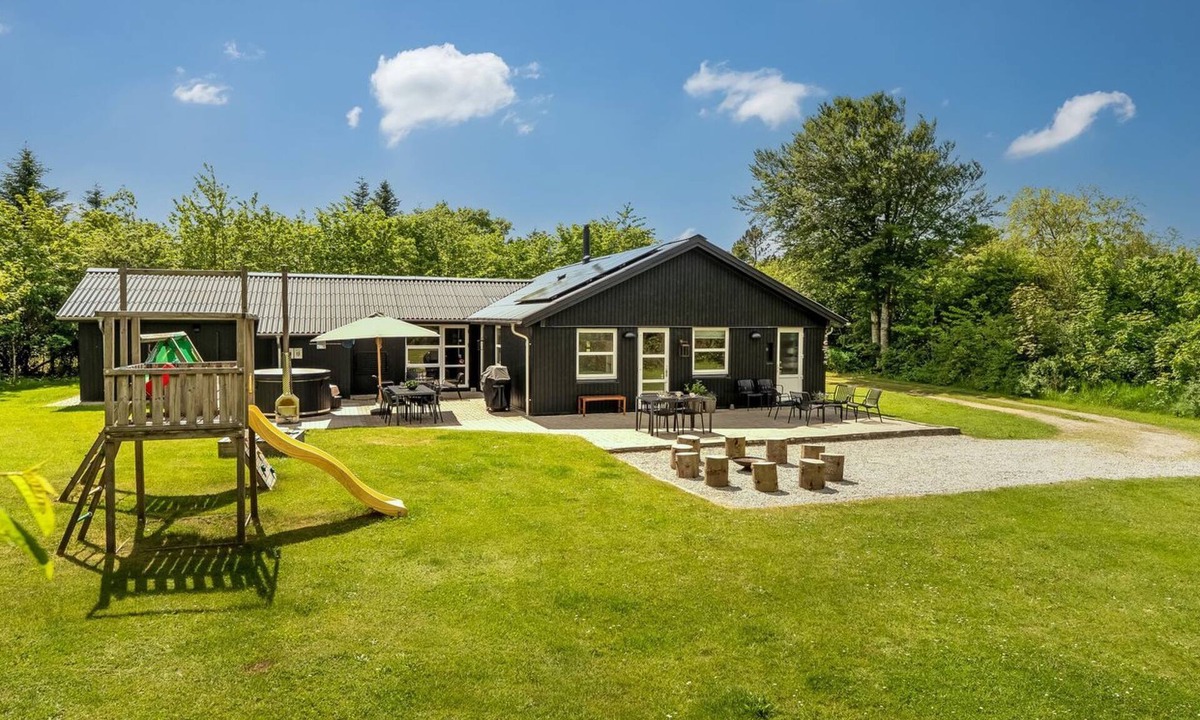 Sønder Ydby House | "Karmen" - 250m to the fjord by Interhome