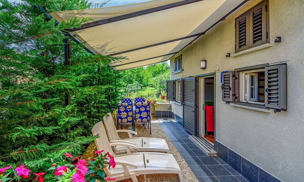 Opric House | Karolina by Interhome