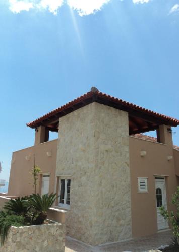 Brasina Apartment | Karoma Sunroof