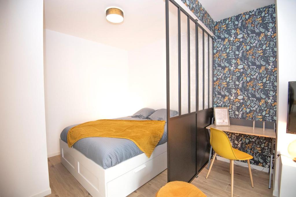 Saint-Quentin Apartment | KASA SAINT QUENTIN - Tout équipé & Cosy