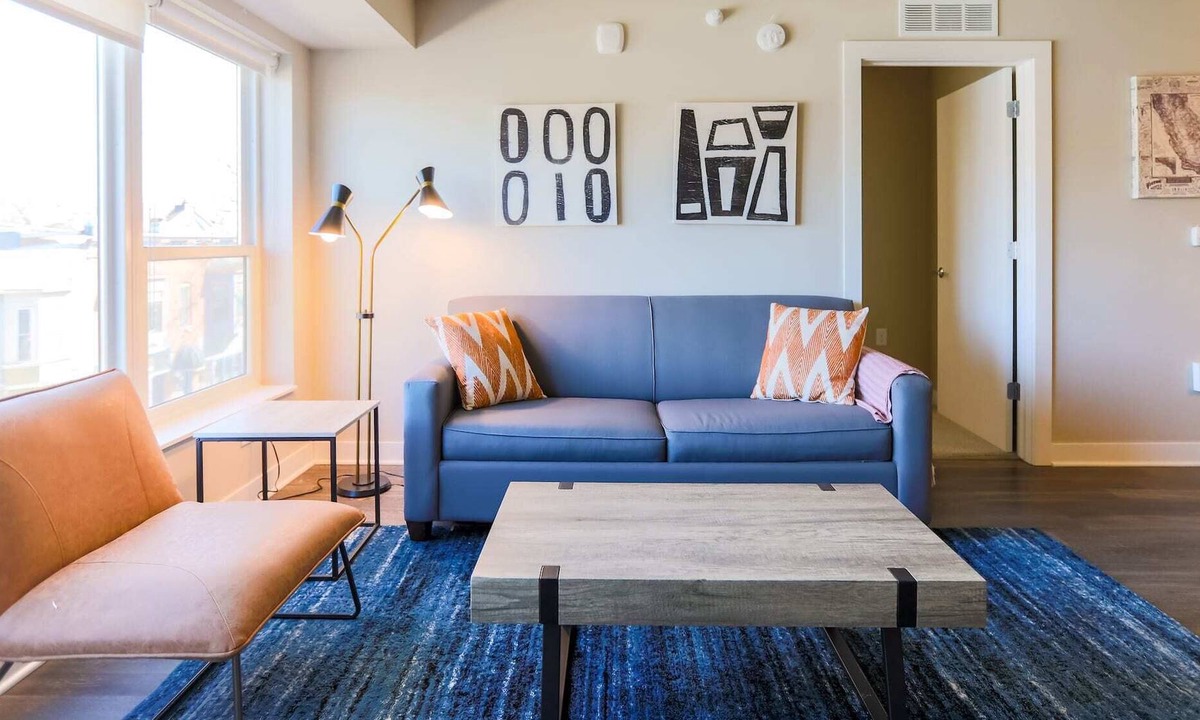 Whittier Apartment | Kasa | Self Check-In + Walk to Eateries | Minneapolis