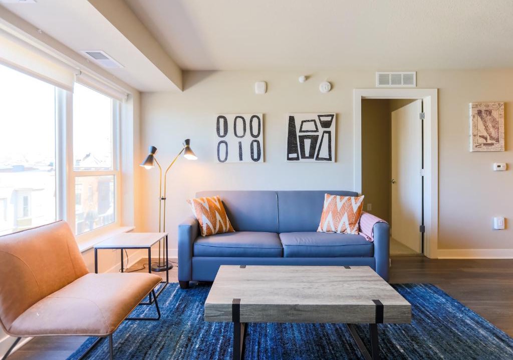Whittier Apartment | Kasa Uptown Minneapolis