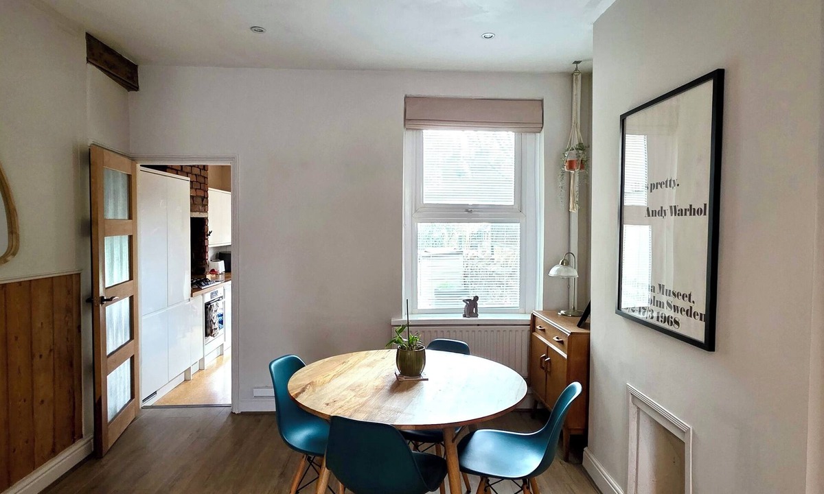 Splott House | Kate's Place by Switchback Stays