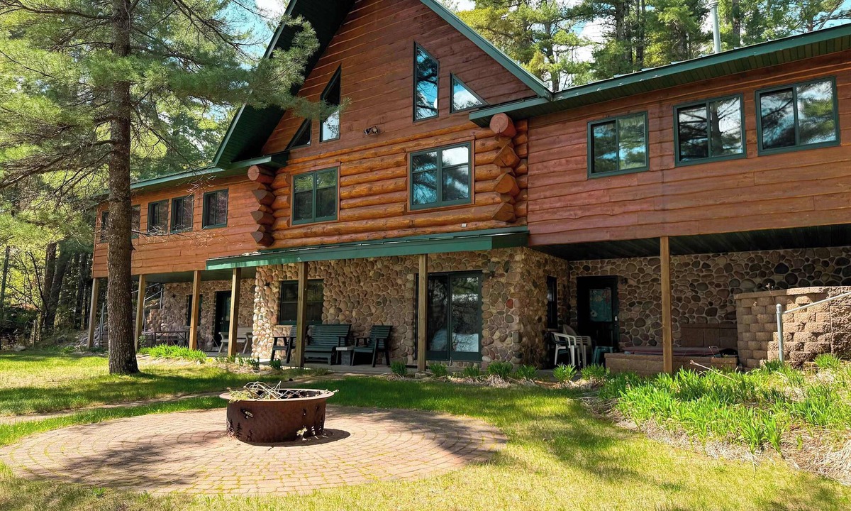 Hazelhurst House | Katherine Lake Lodge
