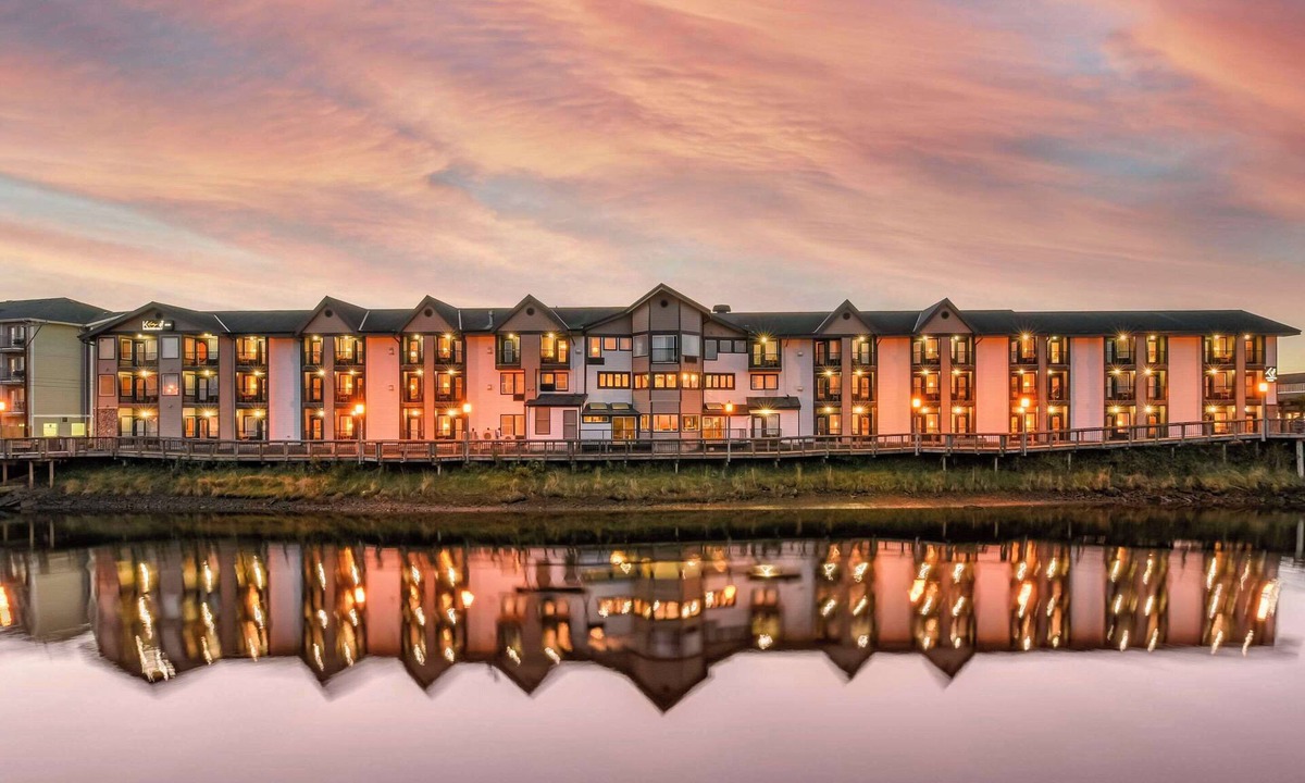 Seaside Hotel | Kathryn Riverfront Inn, an Ascend Collection Hotel