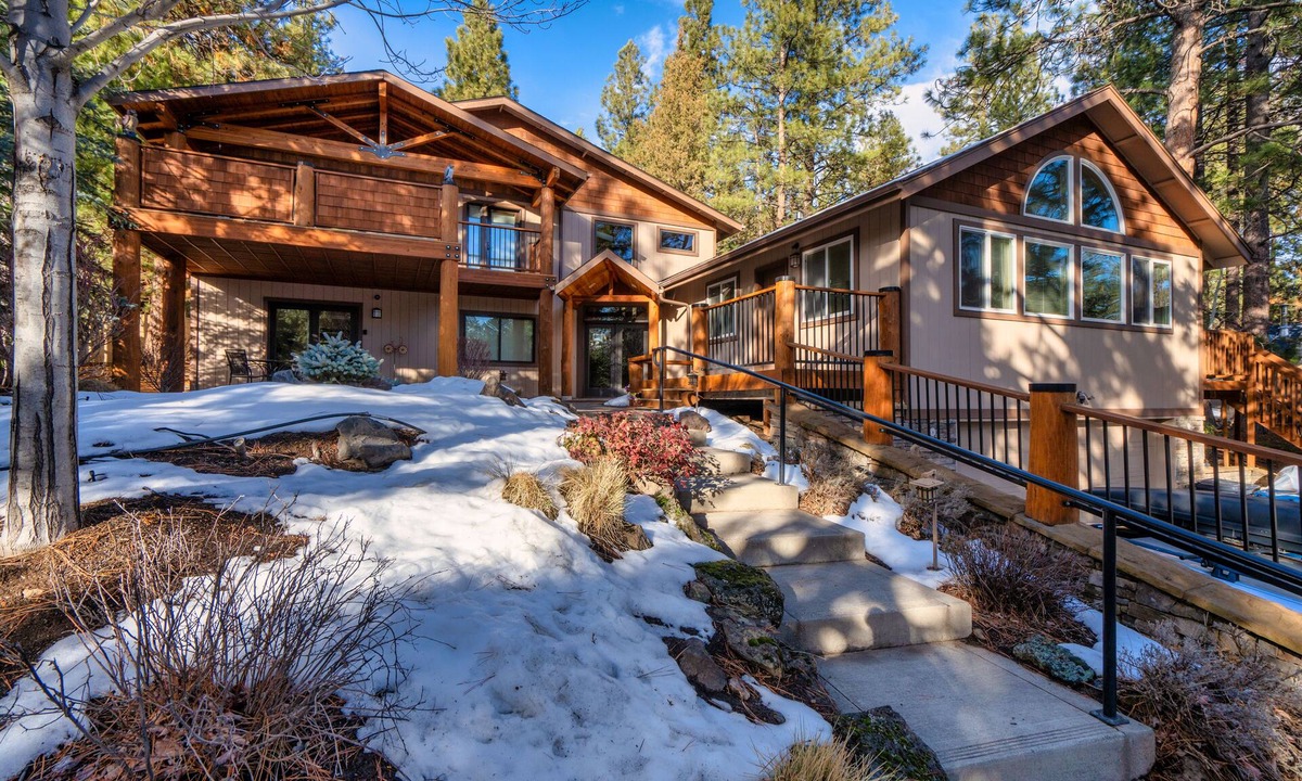 River West House | Kathy's Westside Perch