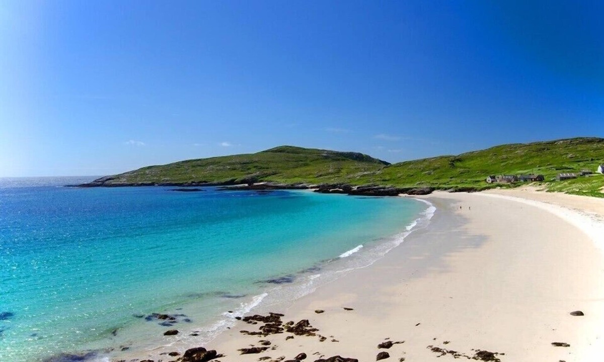 Harris Cottage | KATIE'S COTTAGE, pet friendly, with open fire in Tarbert