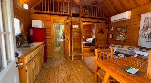 Tombstone Hotel | Katie's Cozy Cabins