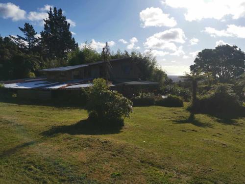 Okato Hostel | Katikara Eco-Community - Rosewood accommodations