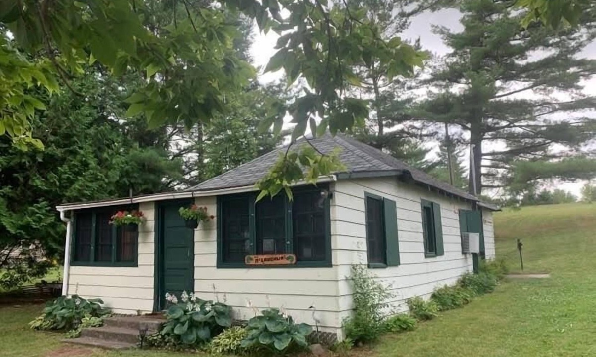 Lakefield Cottage | Kawartha Lakes Cottage