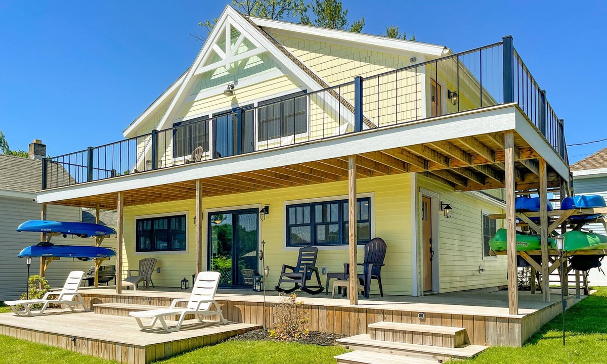 Sylvan Beach House | Kayak Shack: Waterfront Lake House, 2nd Floor, Boat Dock