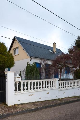 Evreux House | KAZE Maison chaleureuse Evreux, quartier résidentiel Saint Michel
