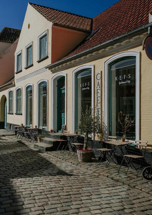 Aeroskobing Bed & Breakfast | KEFS Guesthouse & Café