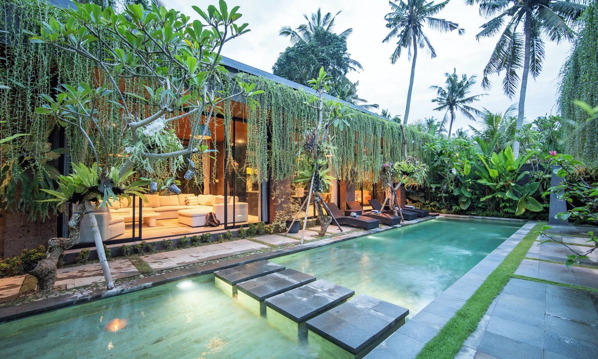 Batuan Villa | Kelapa Luxury Villa