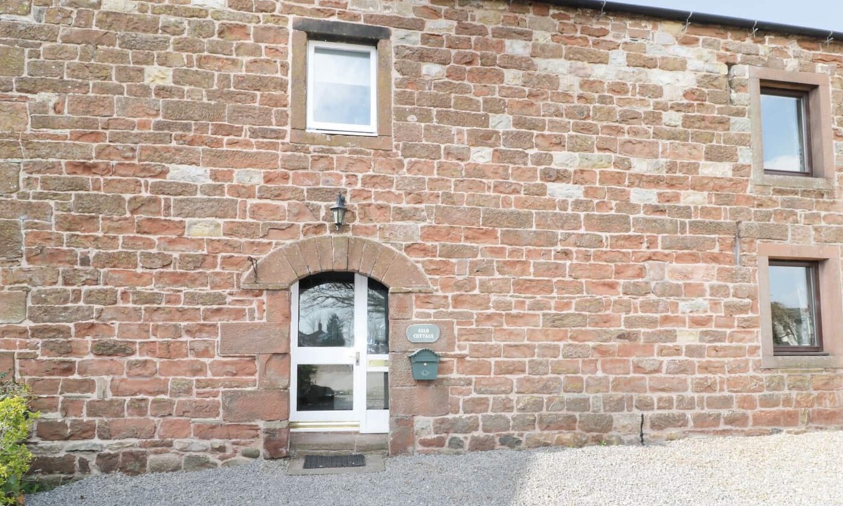 Milburn Cottage | KELD COTTAGE, pet friendly, with open fire in Penrith
