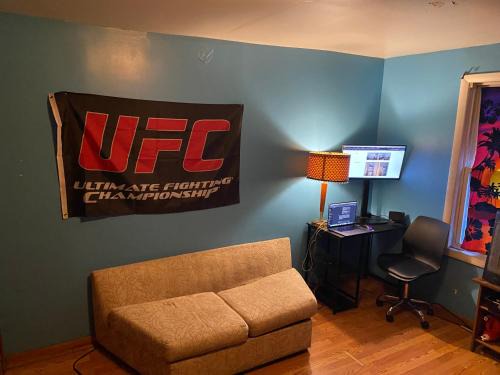 Downtown Baltimore House | Kelly Lodging