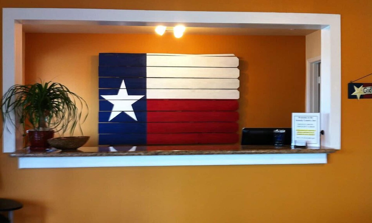 Kenedy Hotel | Kenedy Country Inn