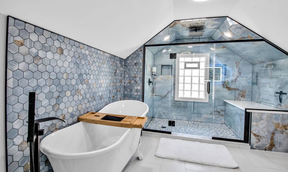 Kenmore House | Kenmore Luxy Loft