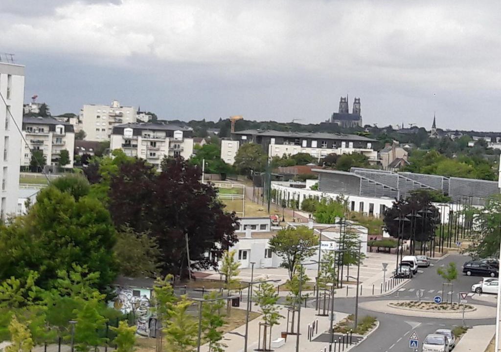 Saint-Jean-de-Braye Apartment | Kennedy