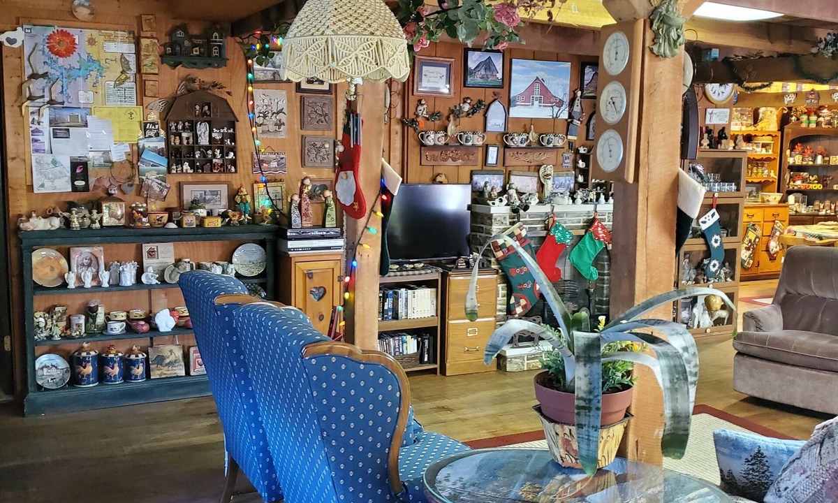 Perry Bed & Breakfast | Kennedys Red Barn Inn