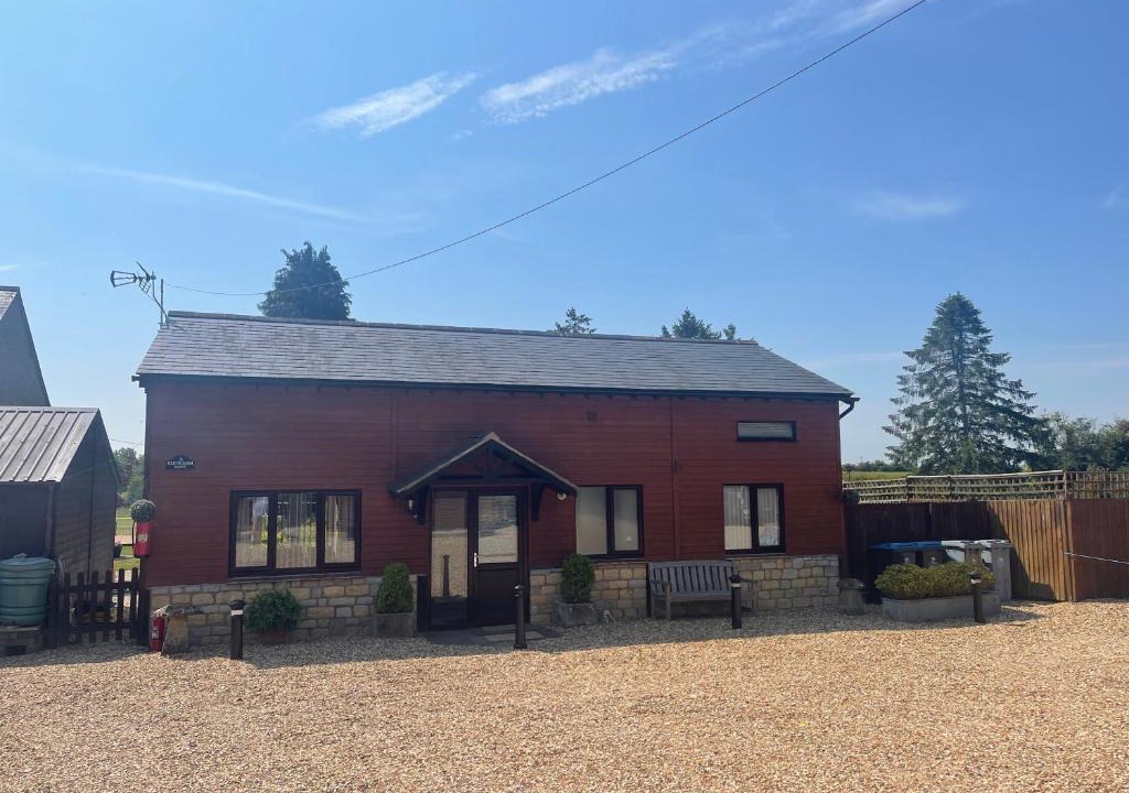 Carterton House | Kenns Farm - 2 Beautiful Barns