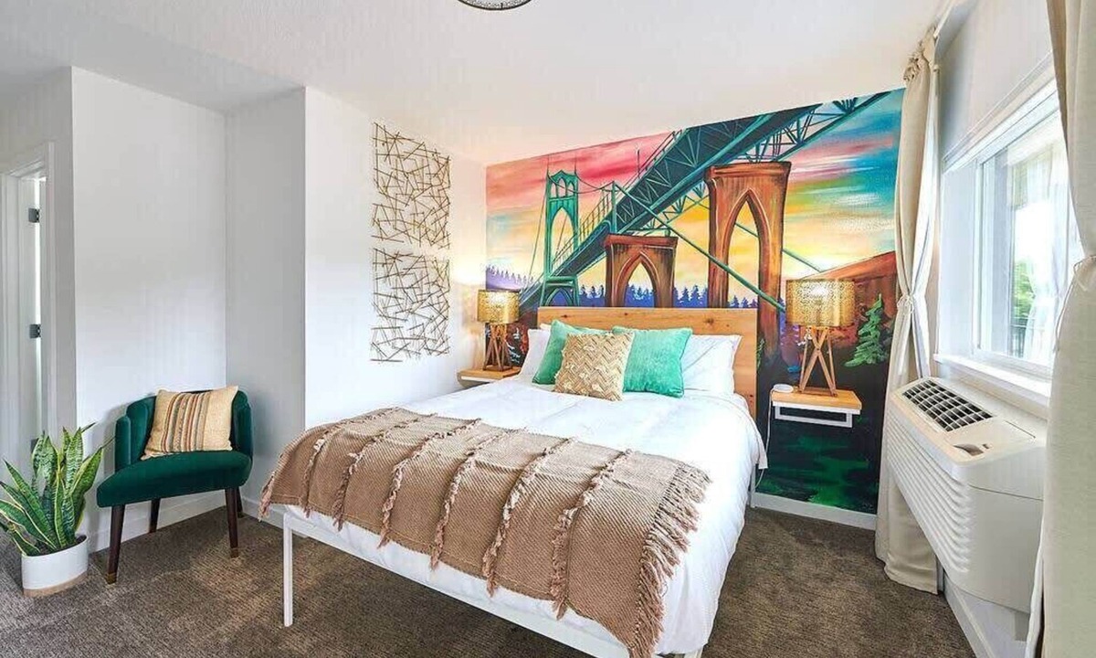 Kenton House | Kenton Hotel Whimsical Suite