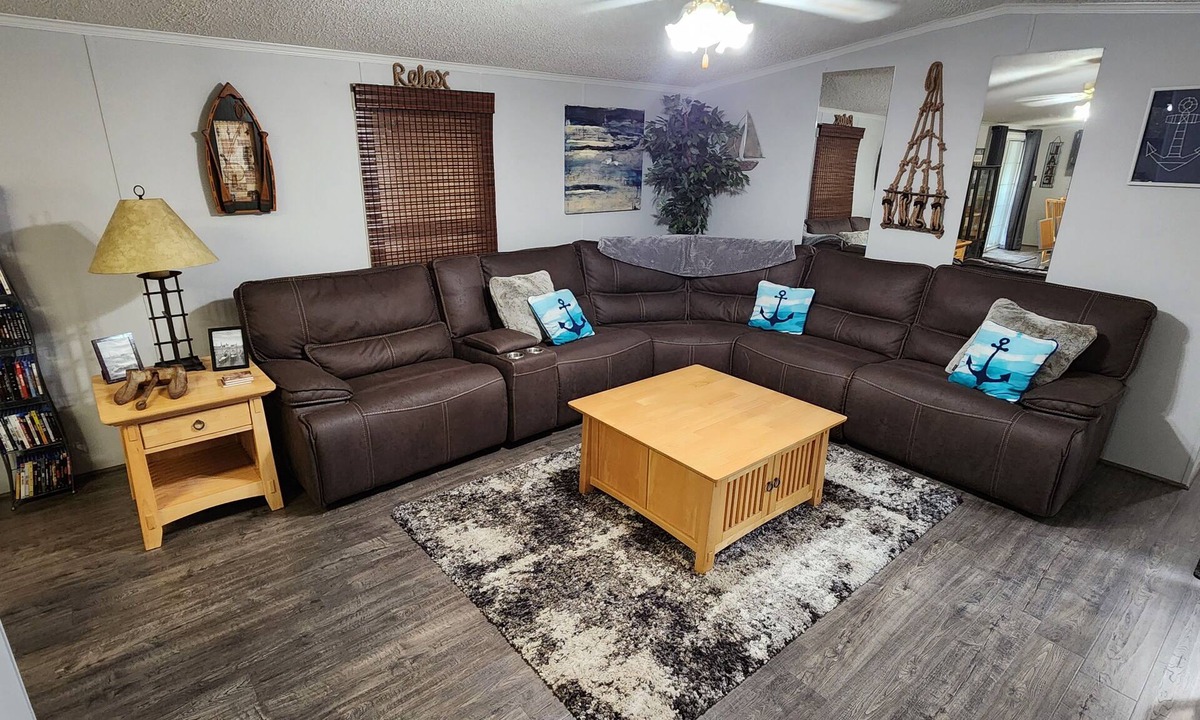 Springville House | Kentucky Lake Getaway