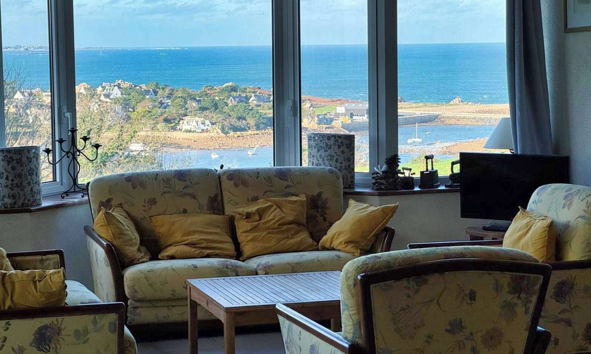 Plougasnou House | Ker Wind - panoramic sea view house Primel 8-10p