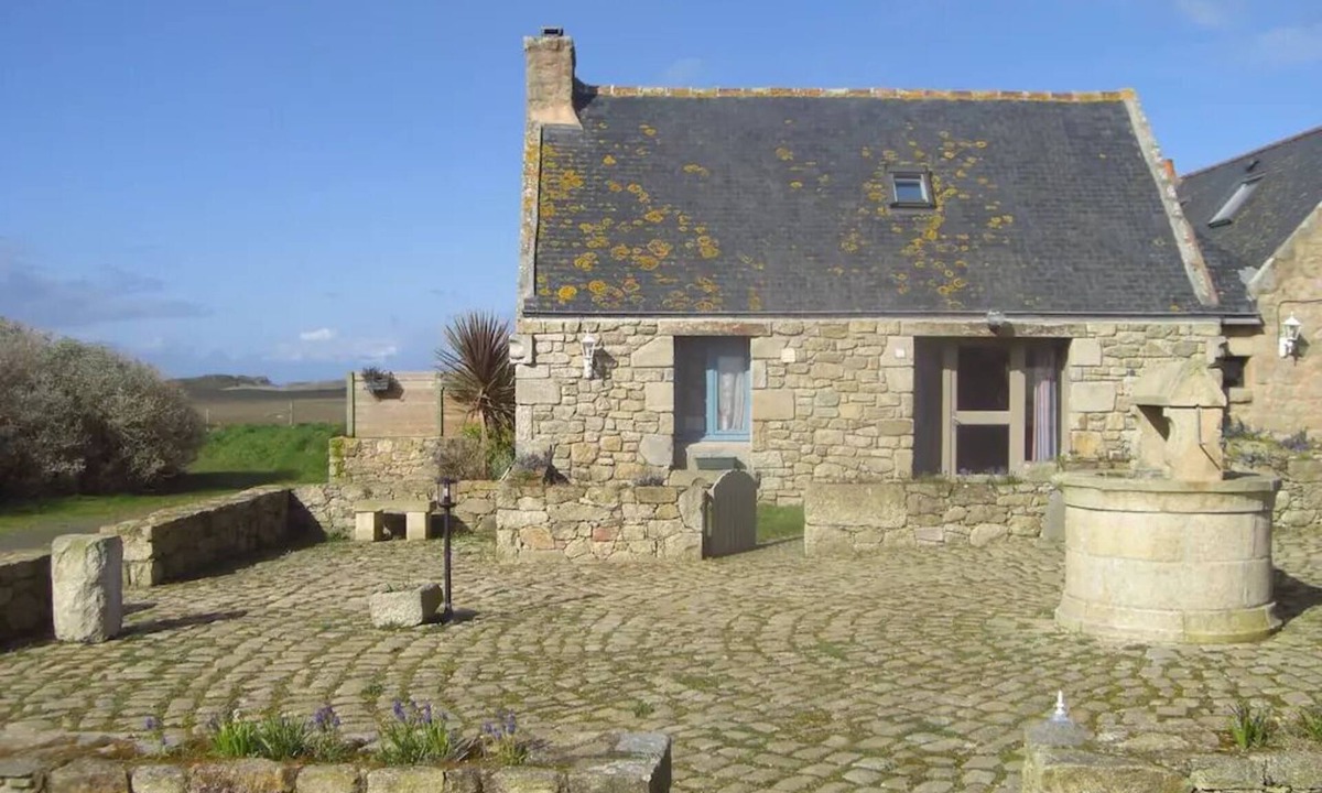 Plomeur House | Kerdu Pointe de la Torche - 200 m from the beach