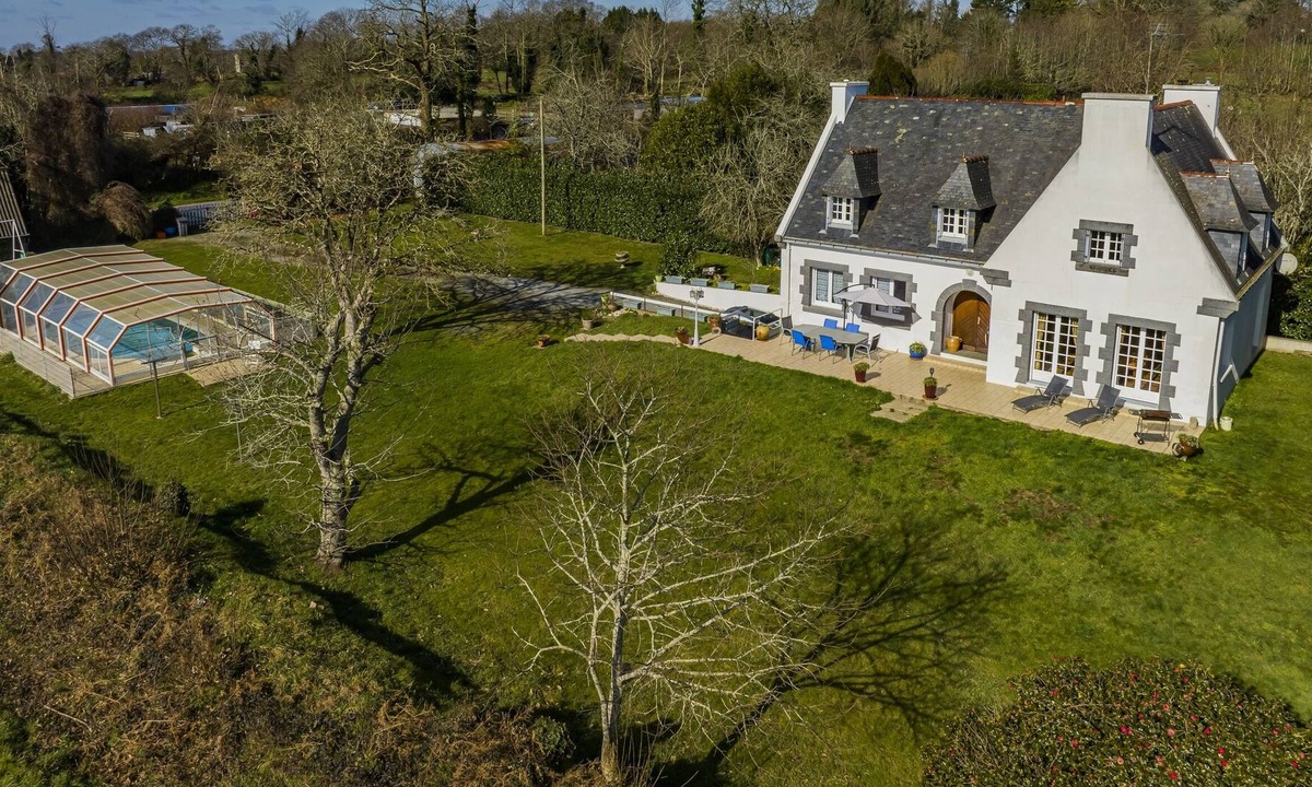 La Foret-Fouesnant House | Kergroes Villa with pool