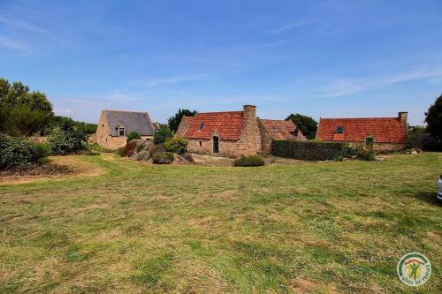 Pleumeur-Bodou House | Kerguntuil