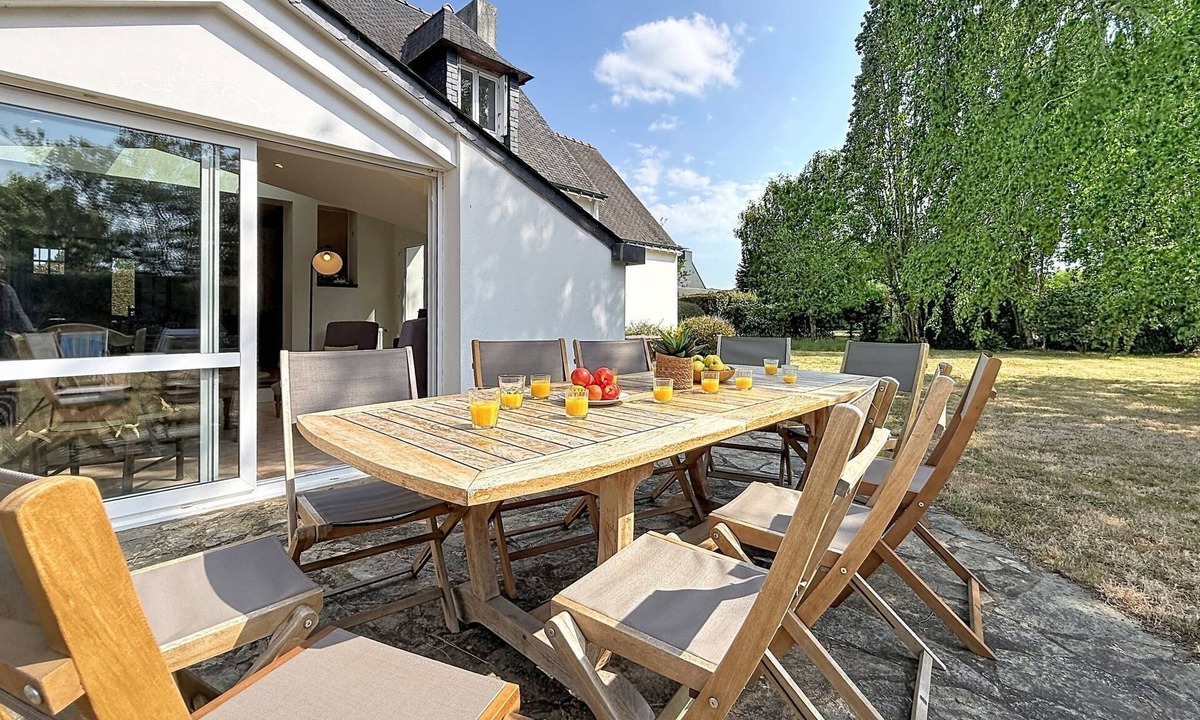 Locmariaquer House | Kerhelle by Interhome