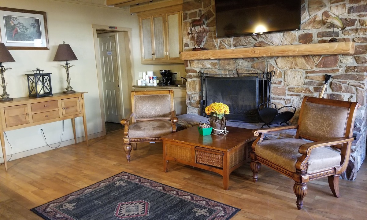 Kernville Hotel | Kernville Inn