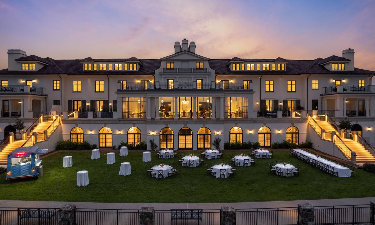 Royal Acres Hotel | Keswick Hall