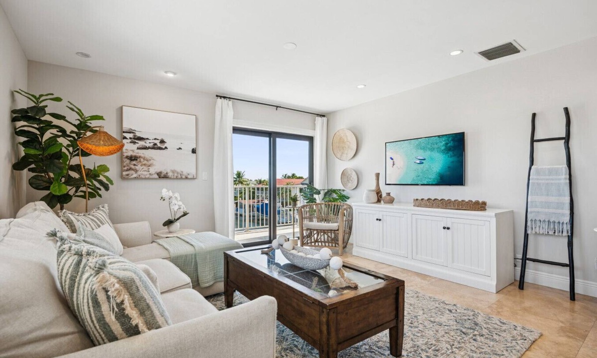Key Largo Apartment | Key Largo Ocean Shore Villa 3 with pool & boat slip