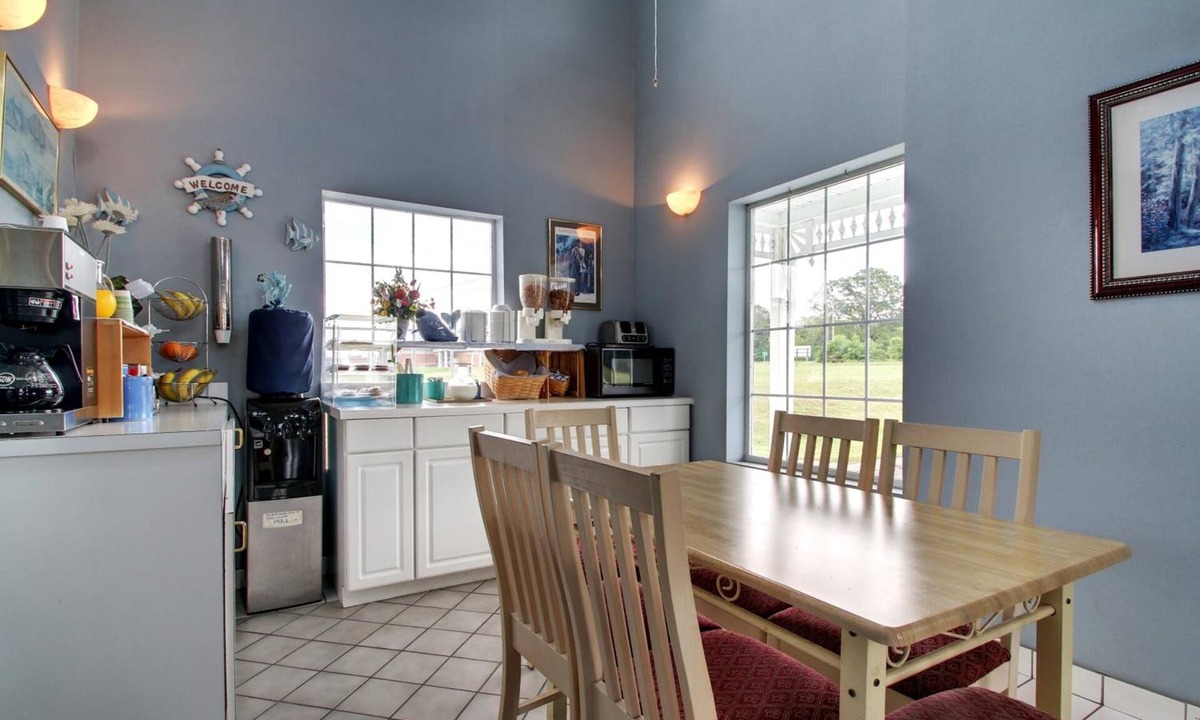 LaFayette Hotel | Key West Inn - Lafayette