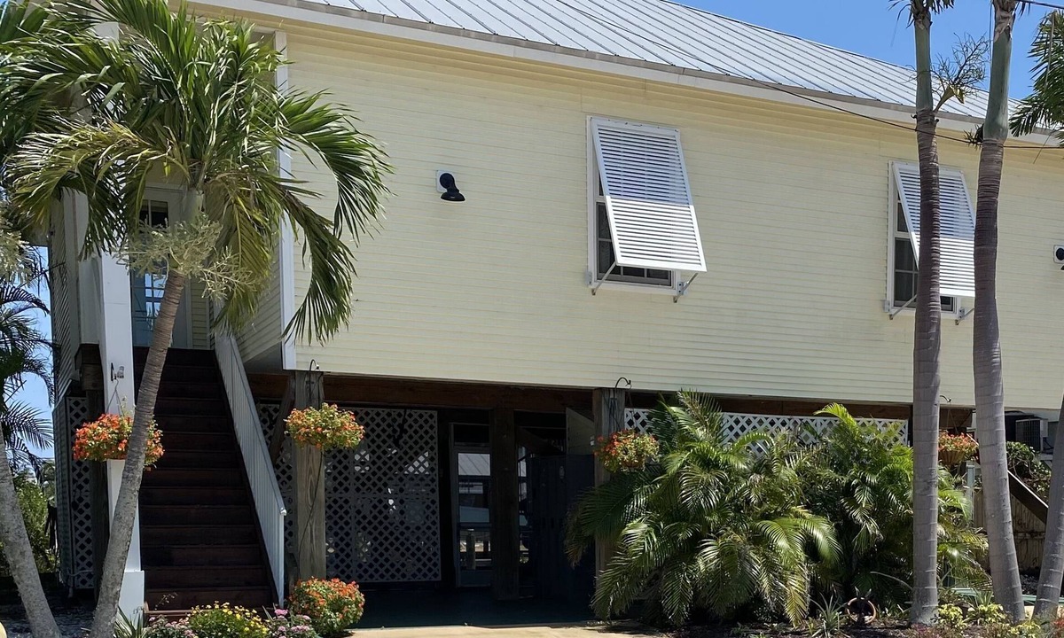 Matlacha House | Key West Style Home w/Hot Tub and Boat Lift in the Heart of Matlacha!