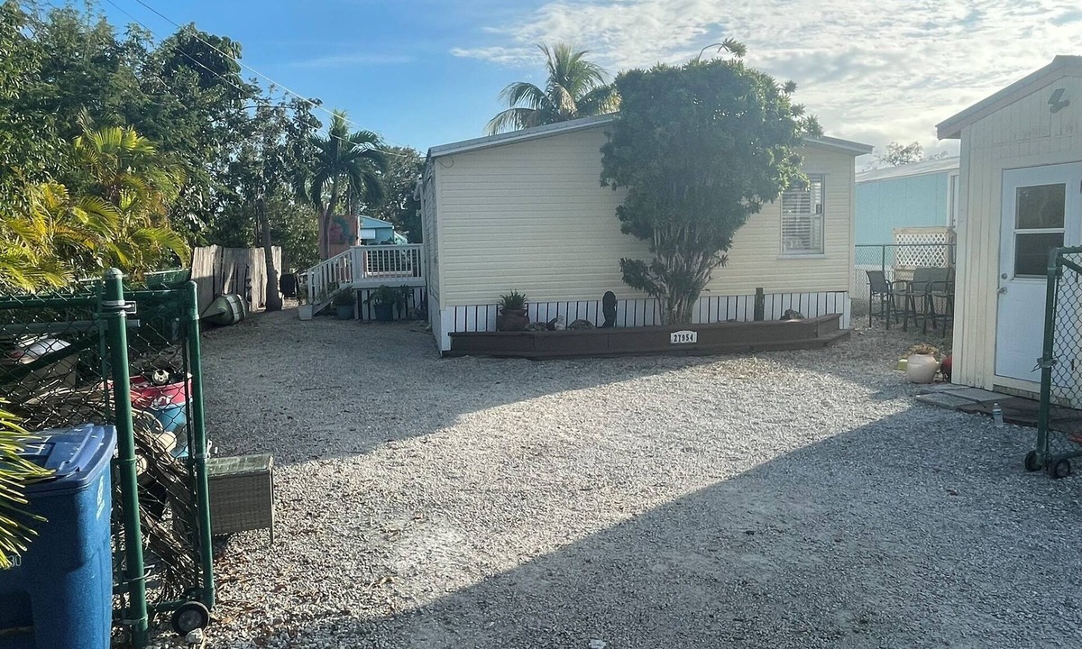 Little Torch Key Cottage | Keys Living Retreat