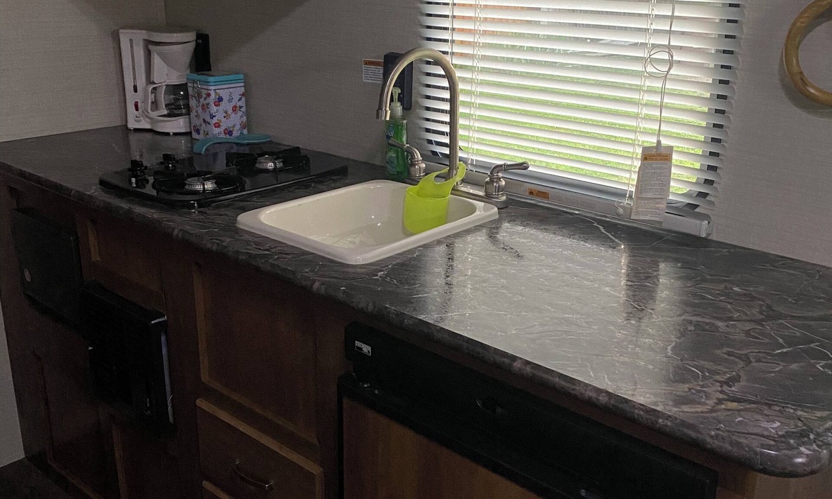 Winchester RV Rental | Keystone Sunnydale Mini RV