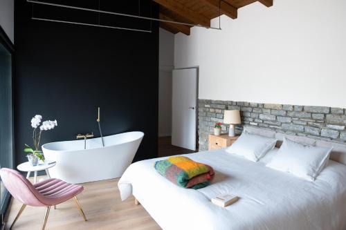 Lezama House | KH Lezama Suites LBI00530
