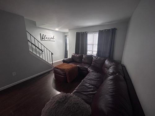 Elizabeth Apartment | Kickback and relax