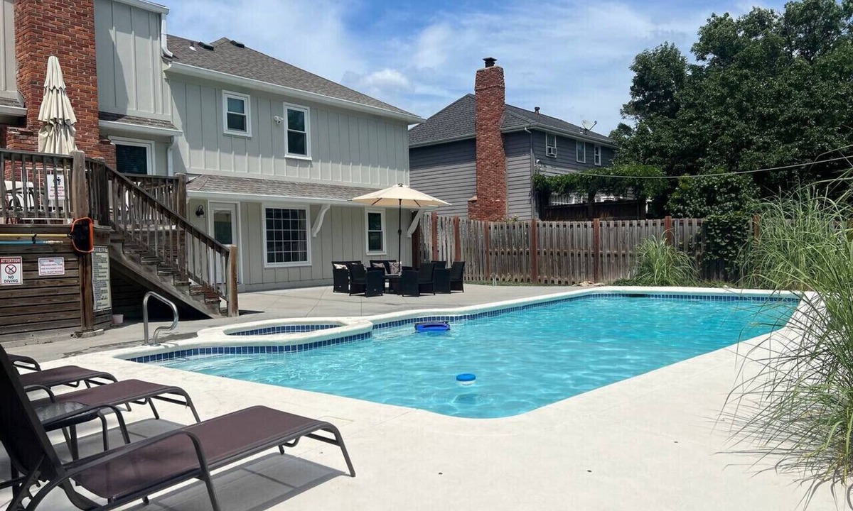 Prairie Village House | Kid-Friendly 4 Bedroom Home w/Heated Private Pool