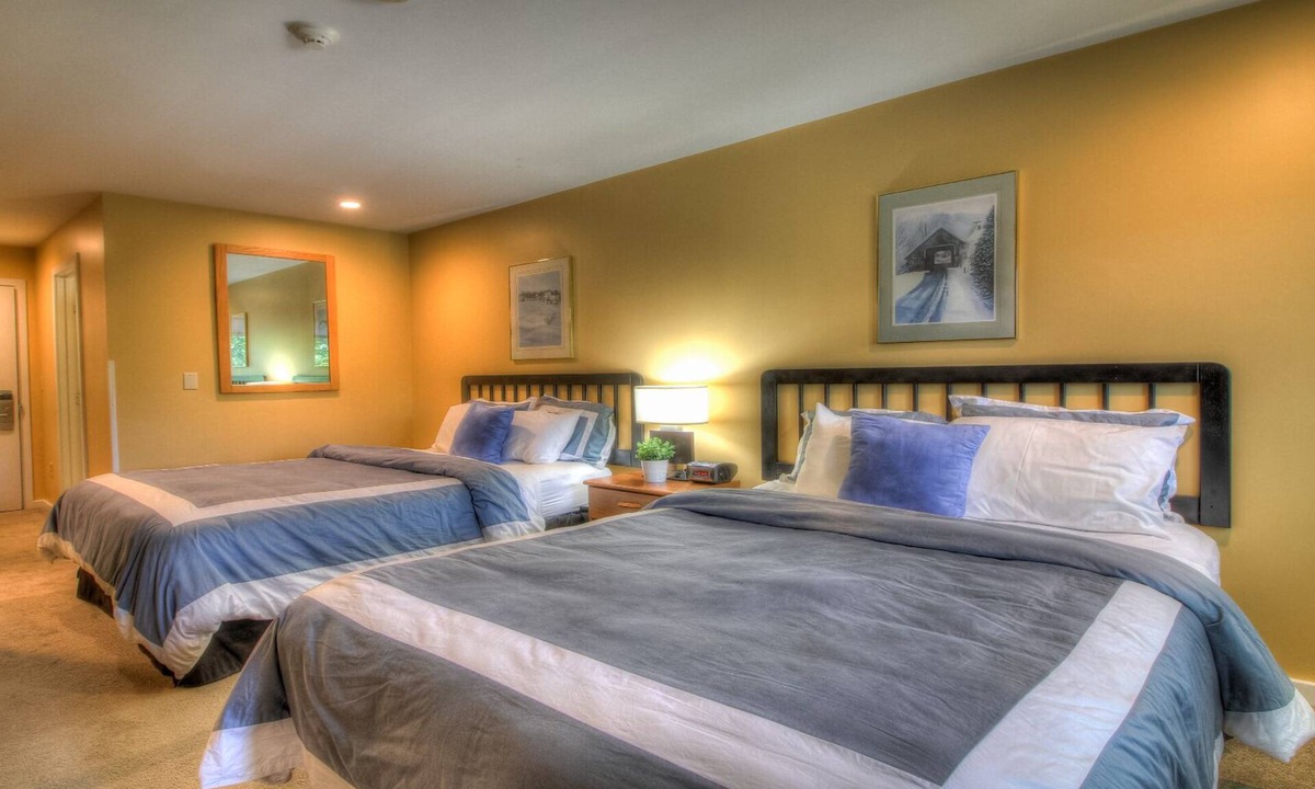 Killington Condo | Killington Studio: Location! Location! 323