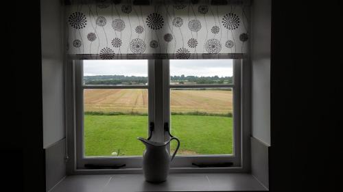 Petworth Bed & Breakfast | Kilsham Farm