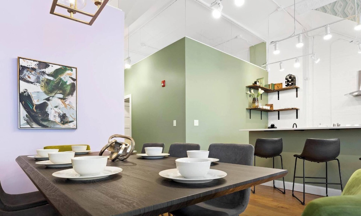 Shelby Park Apartment | KING ADA Sleep8 4Beds 2BA Swepson Escape 101