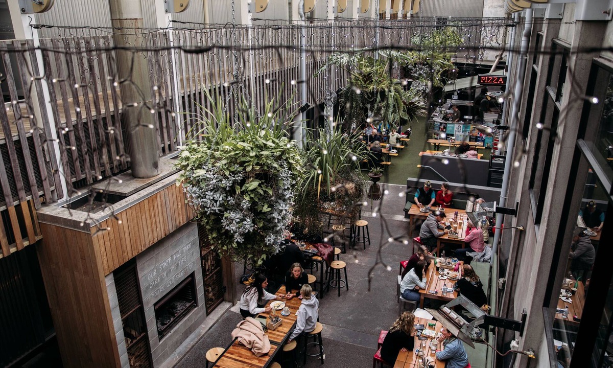 New Plymouth CBD Hotel | King and Queen Hotel Suites