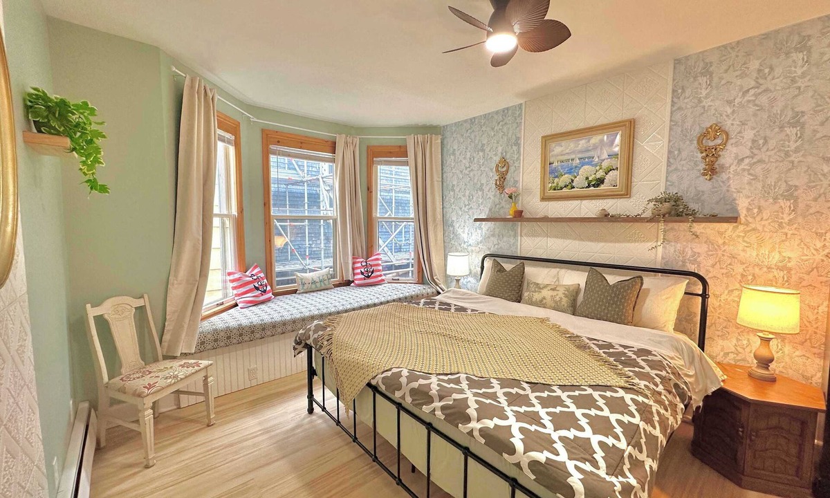 Bridgewater Apartment | King Bed Apt in Bridgewater near River and Trails